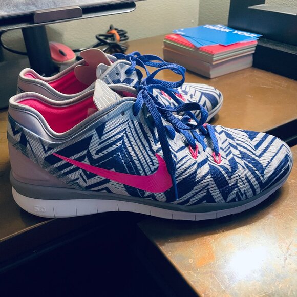 NEW Nike FREE TR Fit 5 White Purple  Womens 7.5 US 38.5 EUR White Wolf Grey - Picture 5 of 14